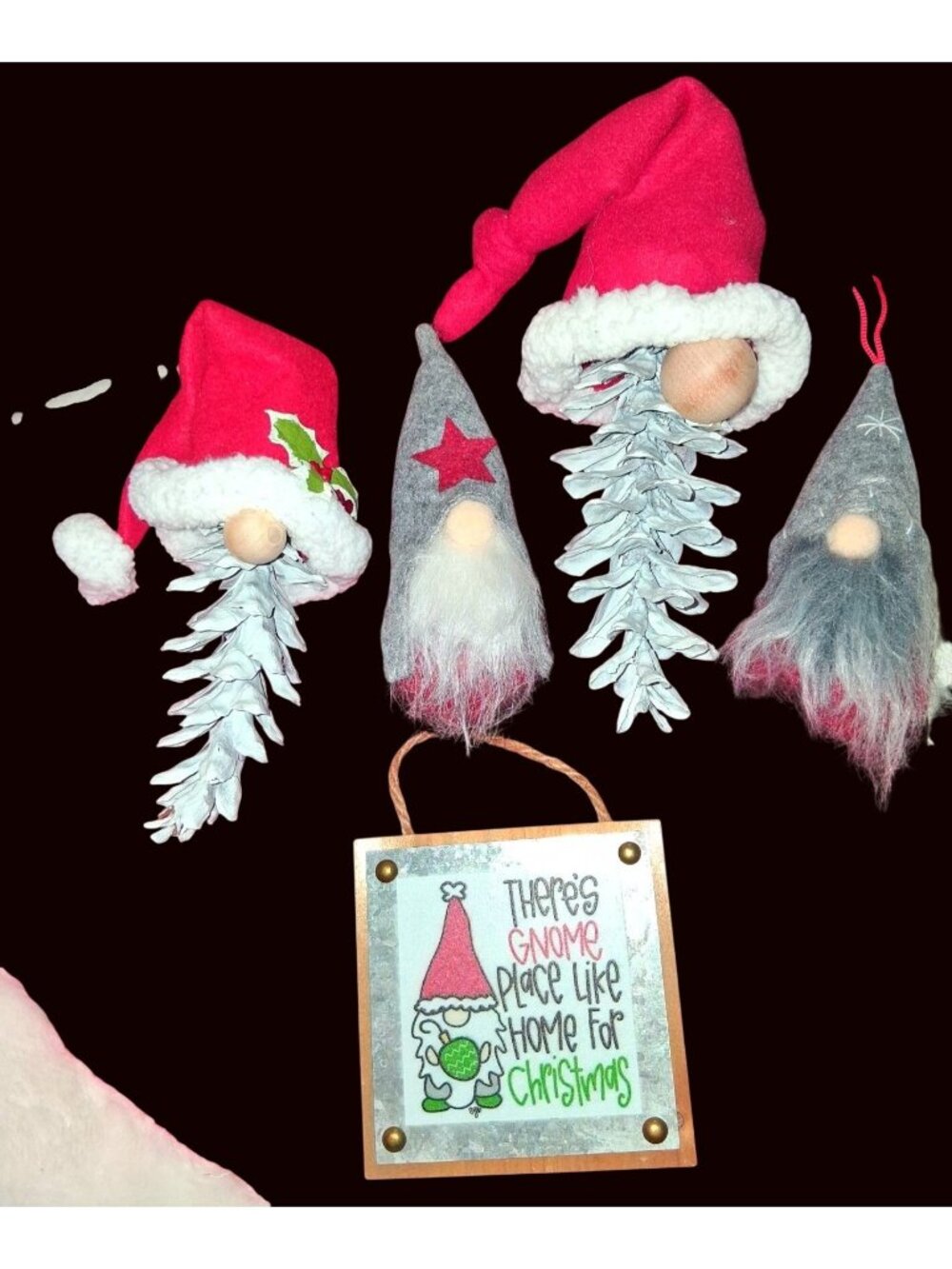 Lot Of 5 Christmas Gnome Ornaments With Pinecones & Display Sign